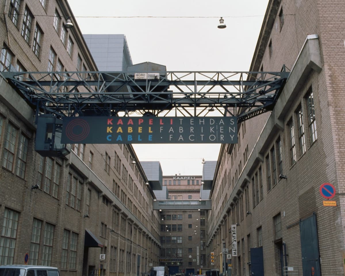 Kuohuvia ja helmeileviä pullollisia